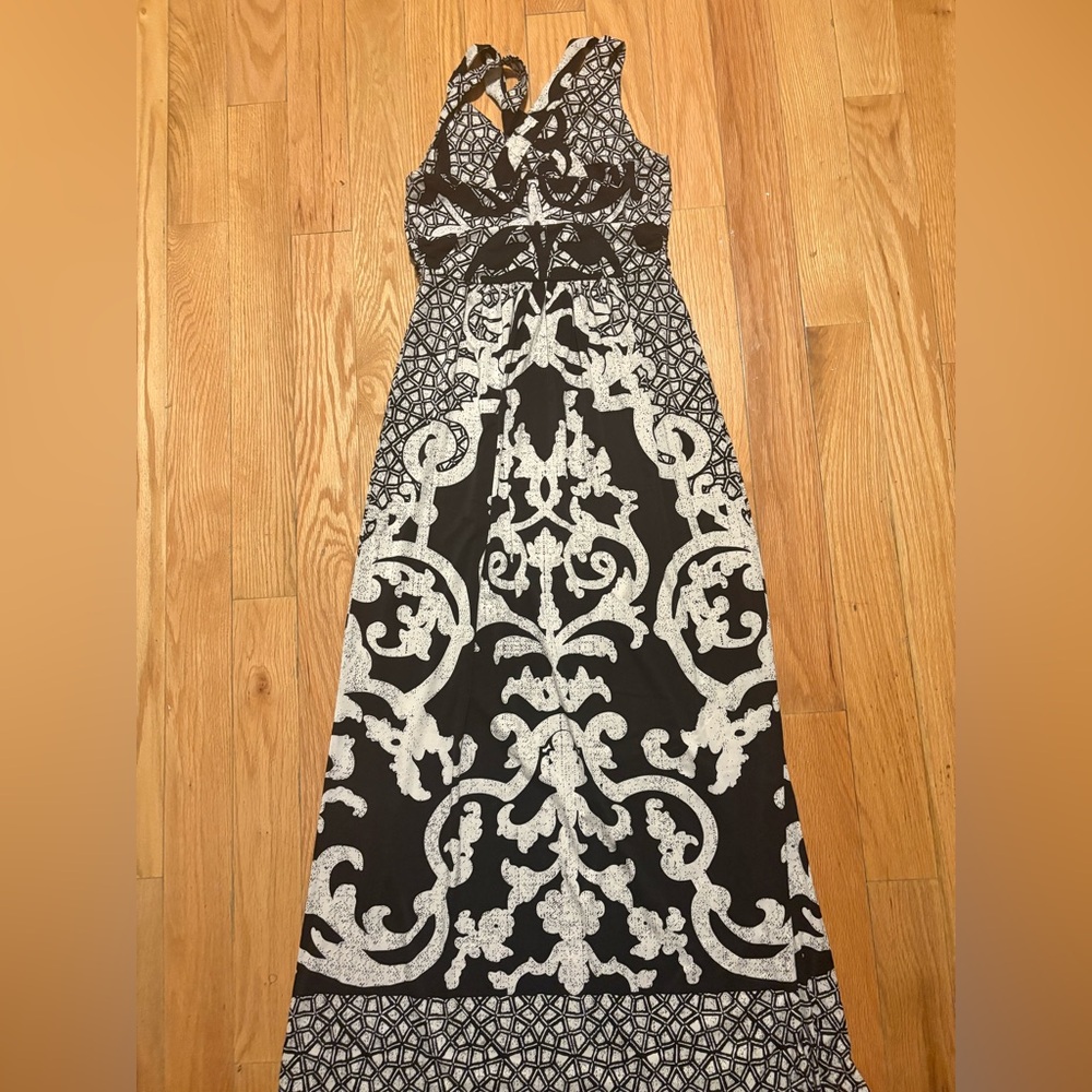 Soma Black and White Maxi Dress - Picture 3 of 6